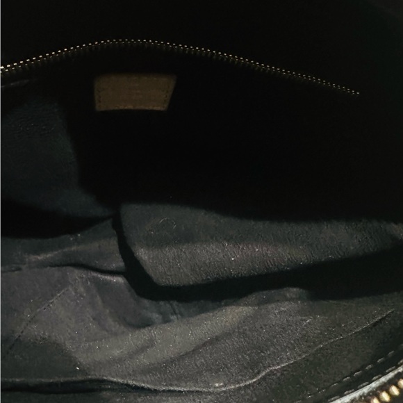 Louis Vuitton Womens Monogram Vernis Patent Leather Reade GM Tote Handbag Black - Picture 4 of 5